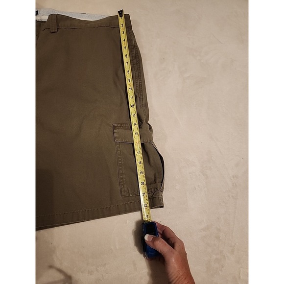 Chaps Cargo Shorts‎ Khakis Mens Sz 52 Casual Camping Fishing FLAW - Picture 5 of 6